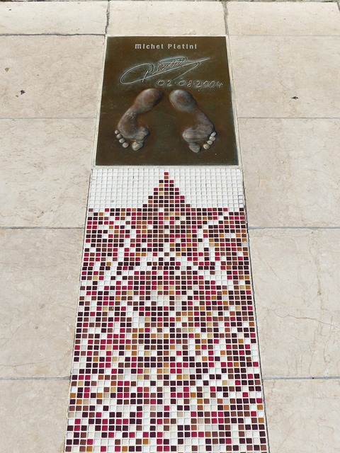 认为休息和 认为休息和